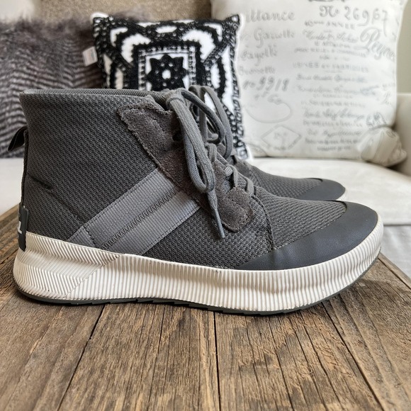 Sorel Shoes Womens Size 9.5 Gray Mesh Mid Top Walking Sneaker Boots Casual - Picture 3 of 8